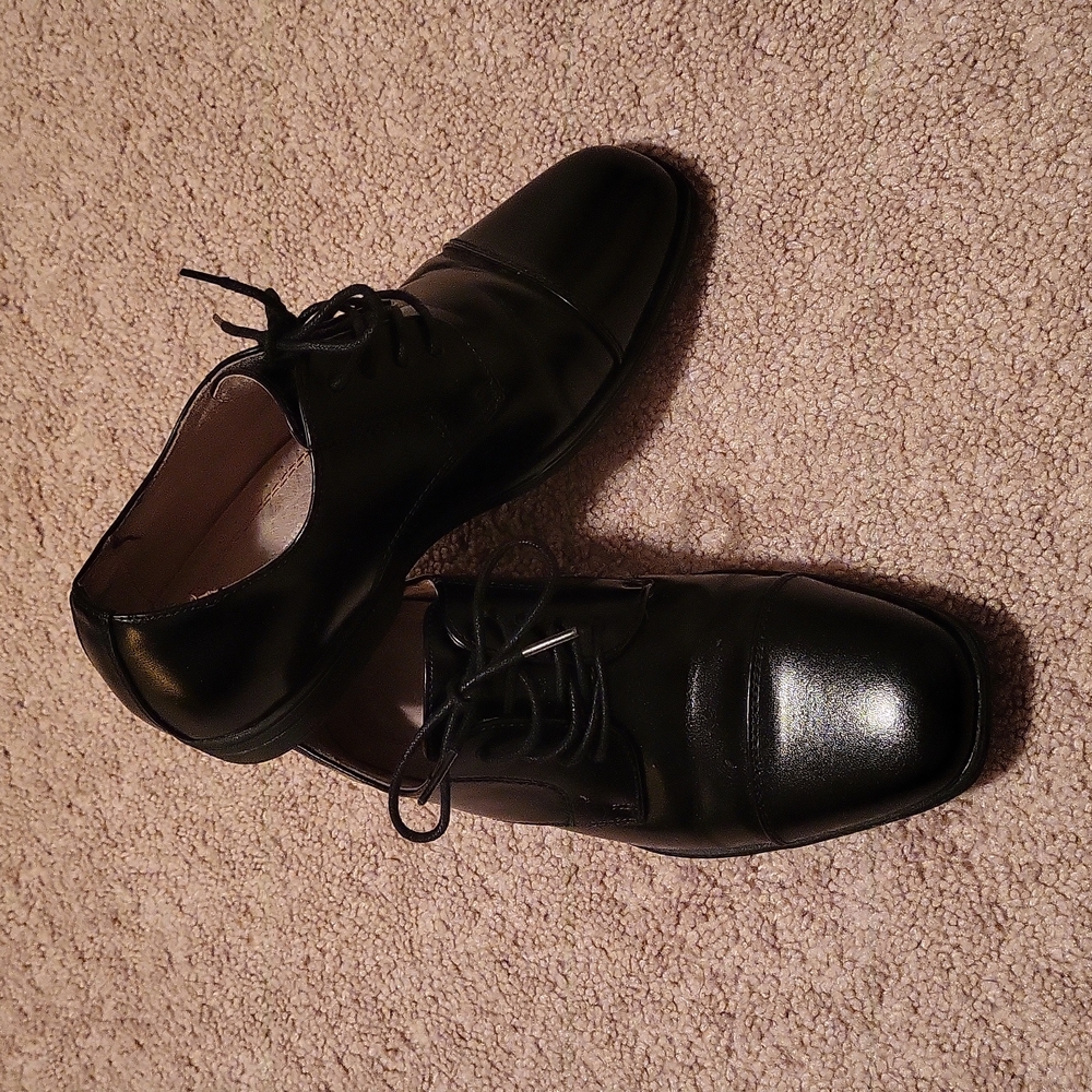 Boy's Dress Florsheim shoes